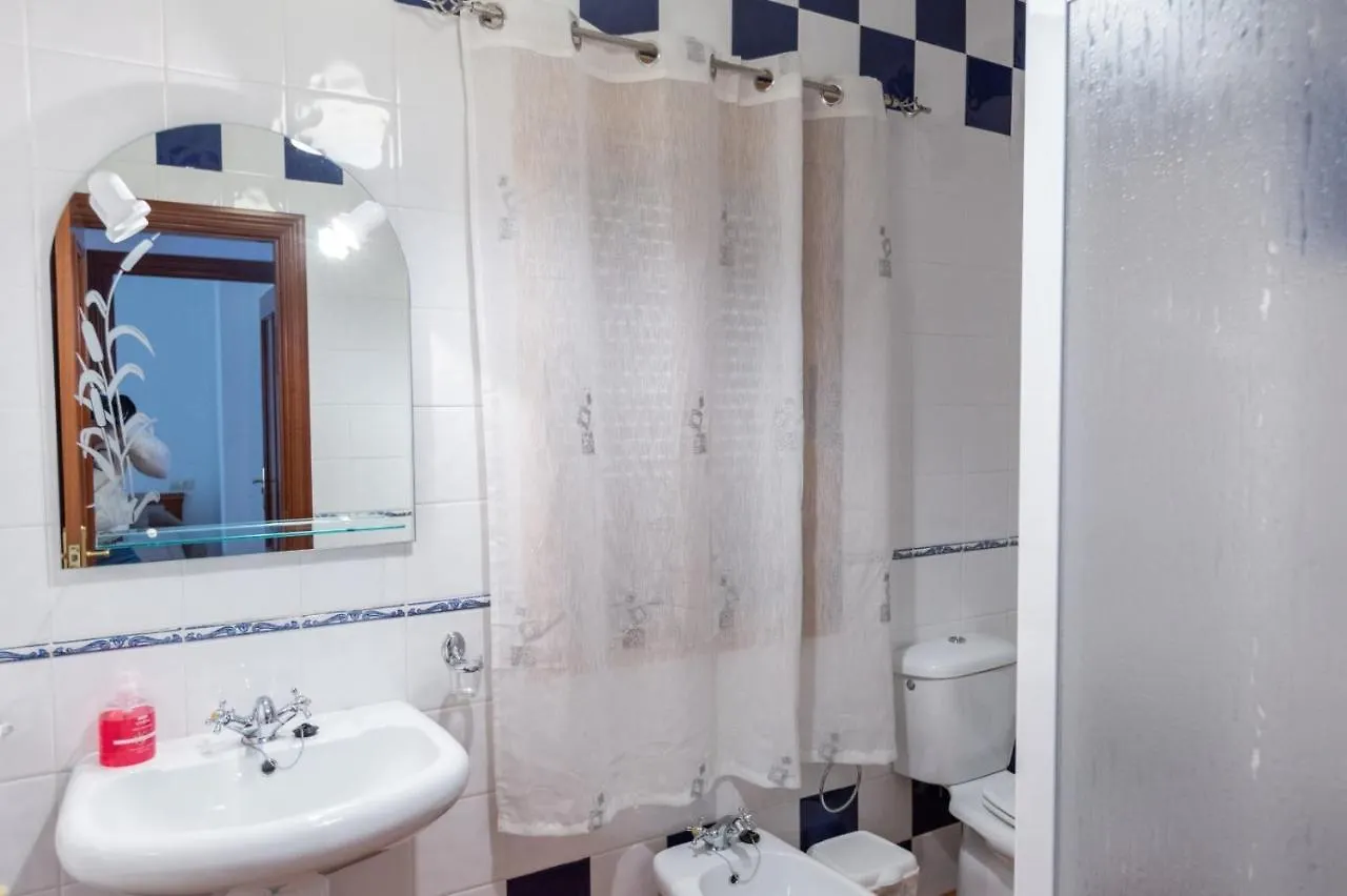 Apartment Alojamiento Salas Burunchel